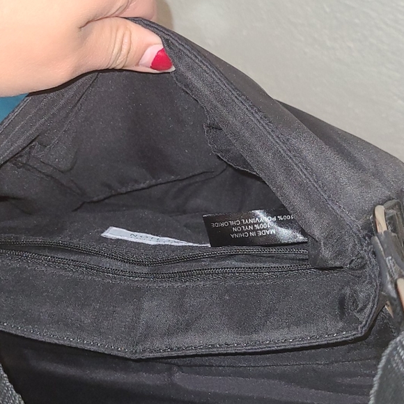 Kenneth Cole handbag - Picture 3 of 7